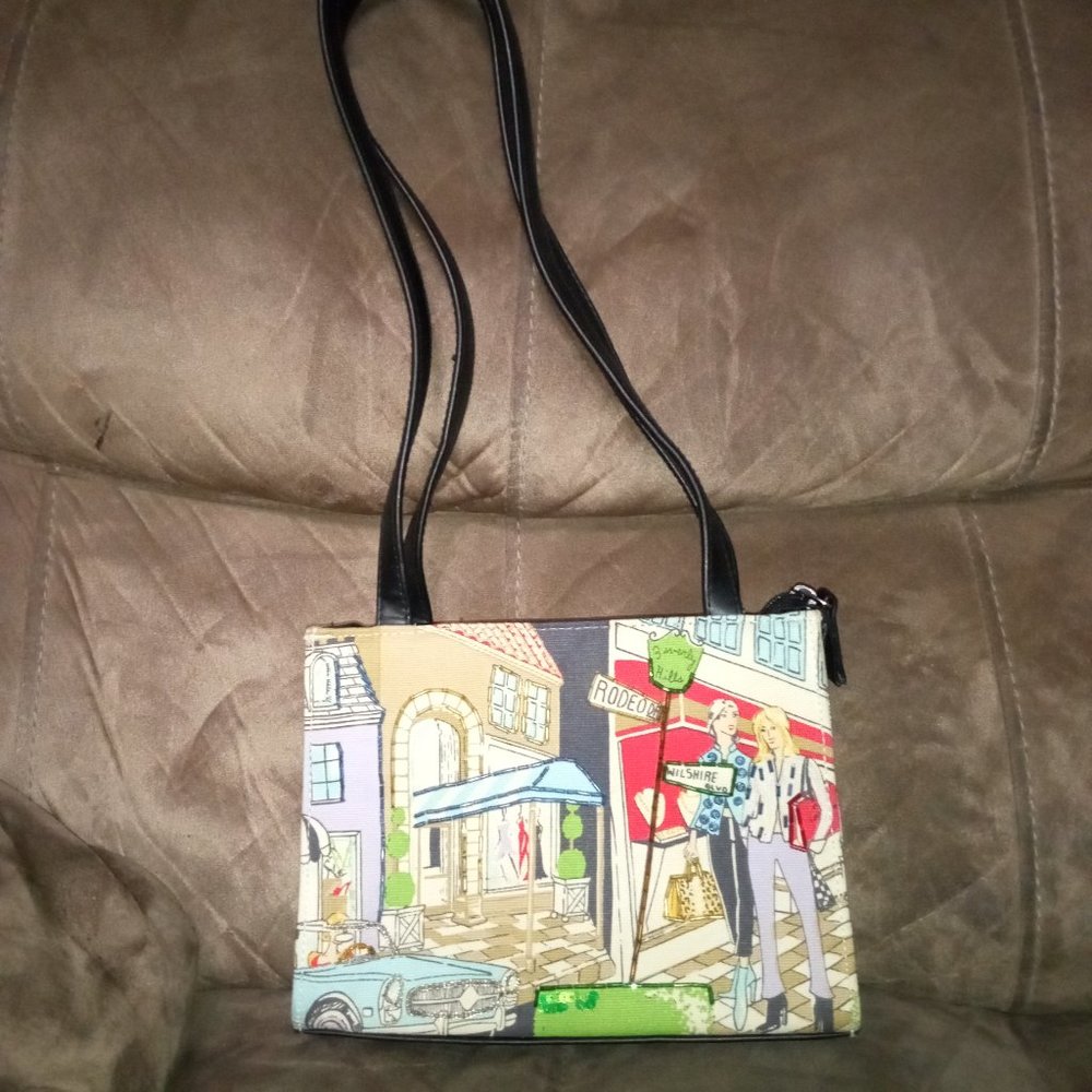 Frankie and Johnnie cute small purse like new